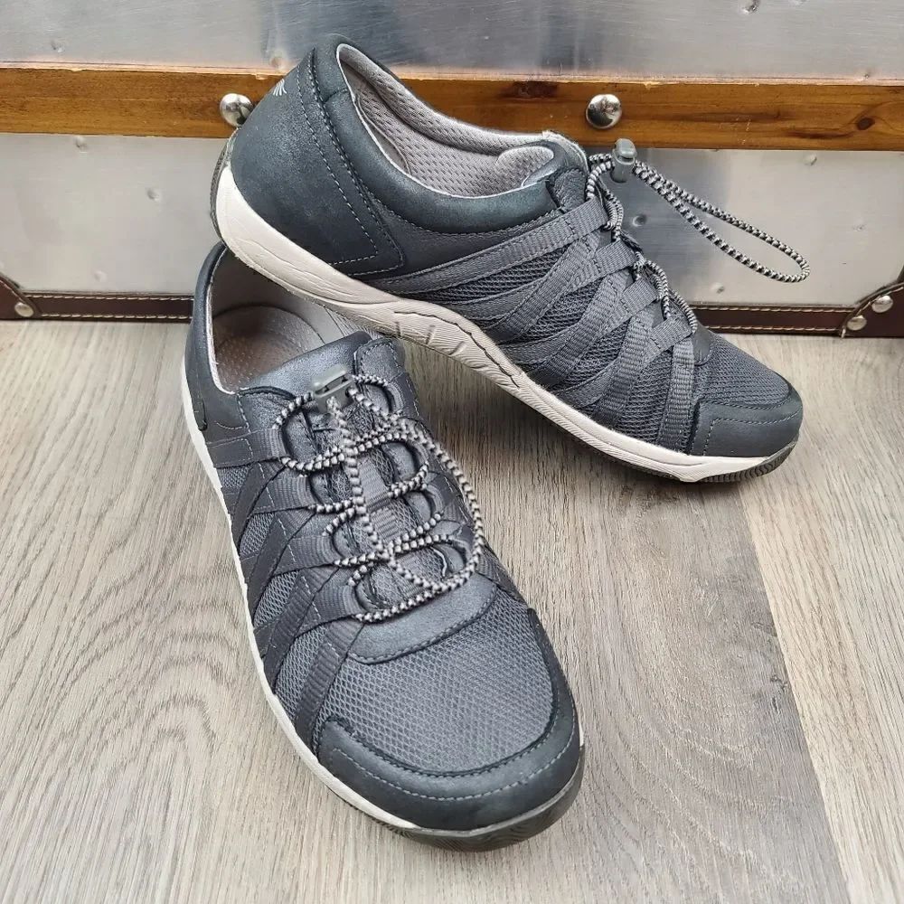 Dansko Honor Slip On Leather Rubber Sole Toggle Closure Sneakers